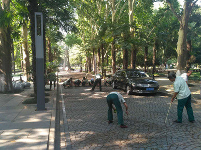 清理石块路缝隙_副本 清理石块路缝隙_副本