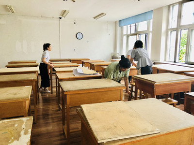 四六级考前摆放制图室桌椅_副本 四六级考前摆放制图室桌椅_副本